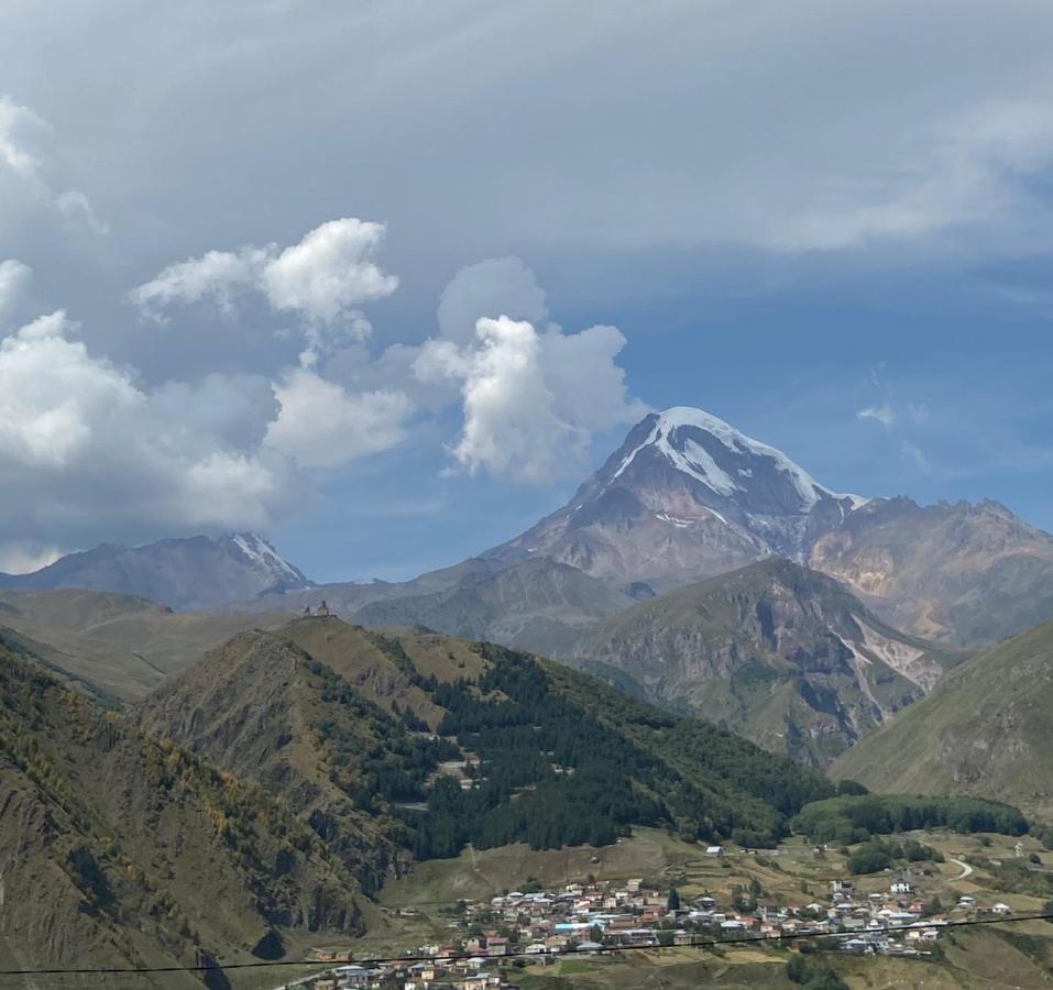Hotel Iveria Kazbegi Dış mekan fotoğraf