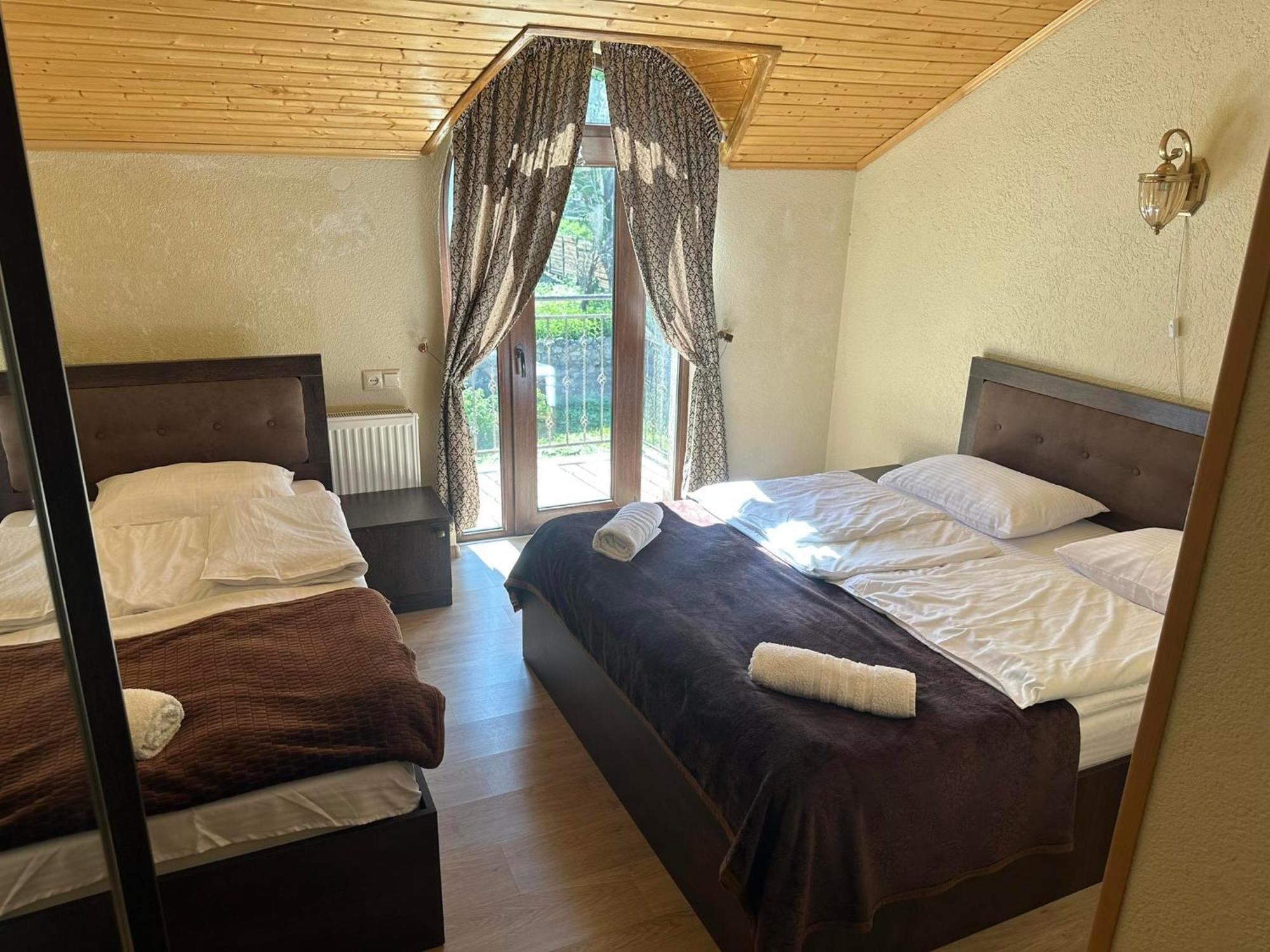 Hotel Iveria Kazbegi Dış mekan fotoğraf